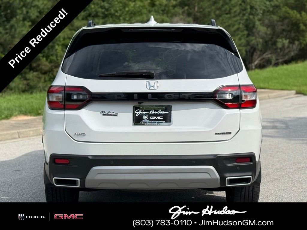 Used 2023  Honda Touring image 13