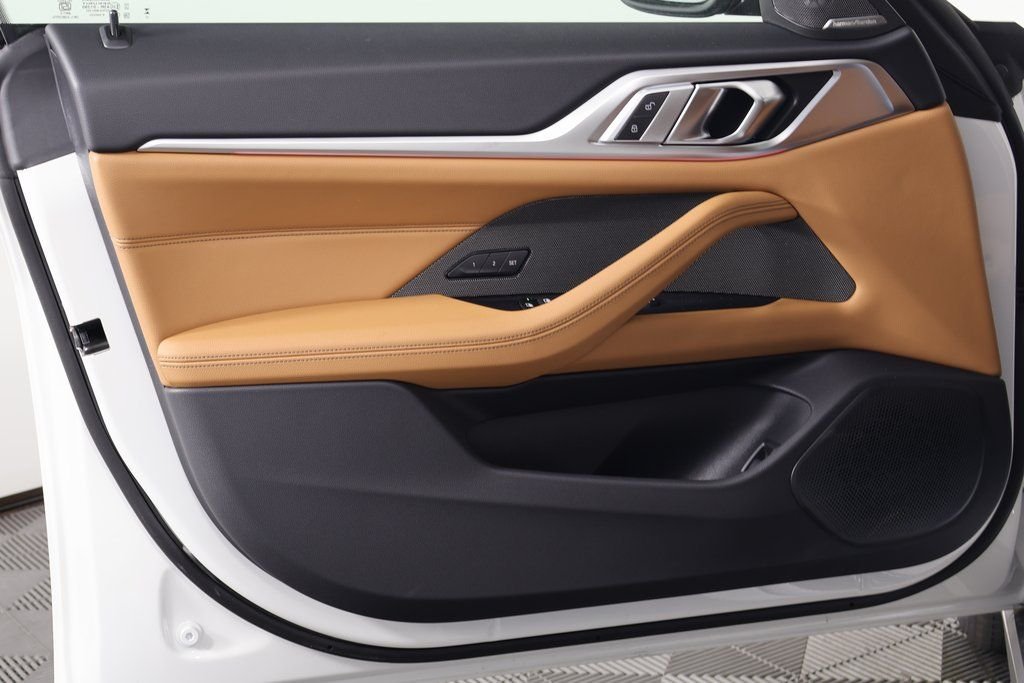 New 2026 Alpine White BMW xDrive40 image 7