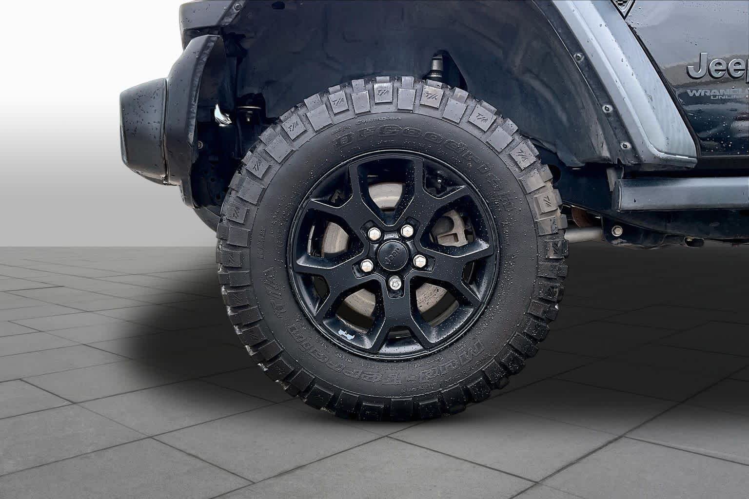 Used 2020 Black Clearcoat Jeep Willys image 9