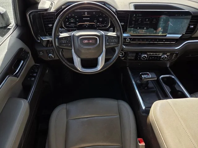 Used 2024 White GMC SLT image 11