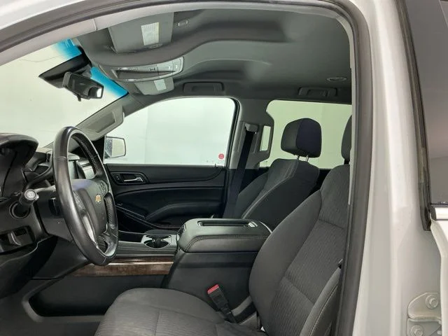 Used 2020 White Chevrolet LS image 9
