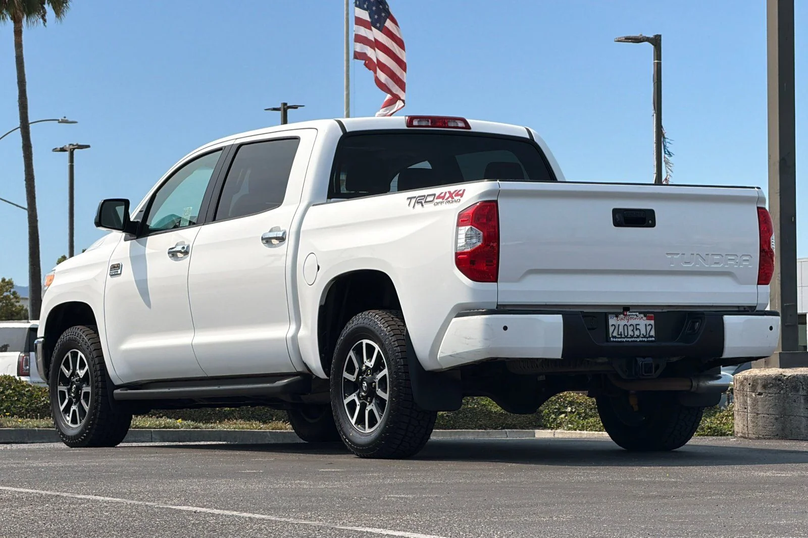 Used 2016 White Toyota 1794 image 6