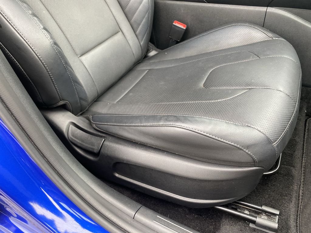 Used 2023 Intense Blue Hyundai Limited image 34