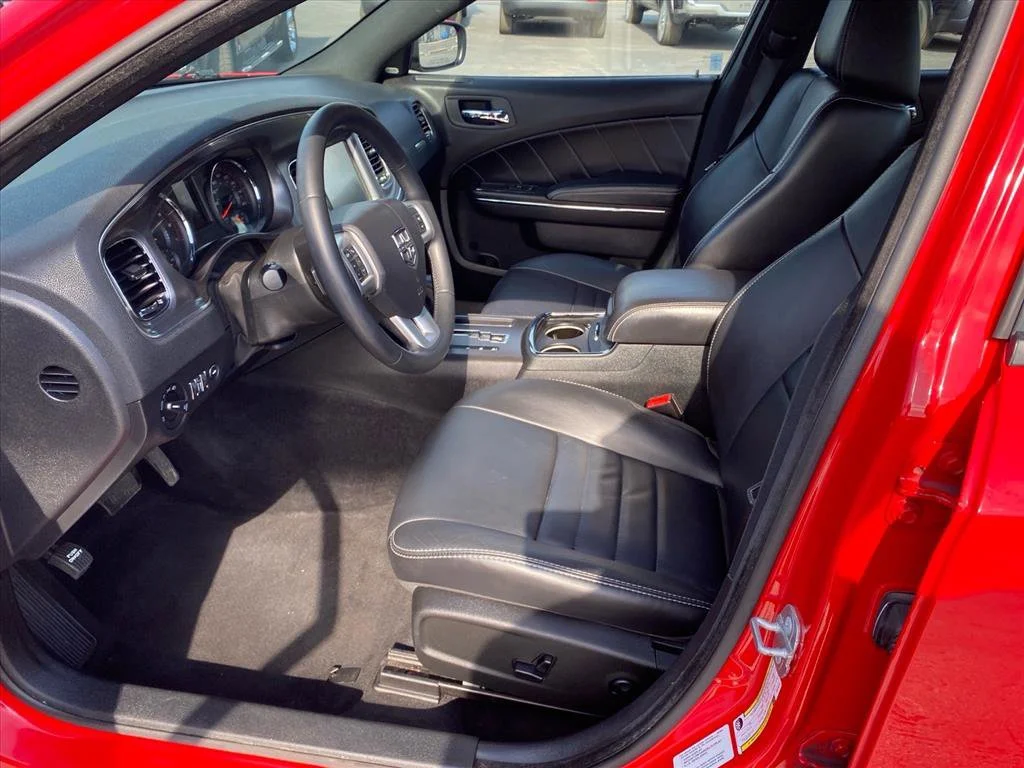 Used 2014 Torred Dodge RT Plus image 9
