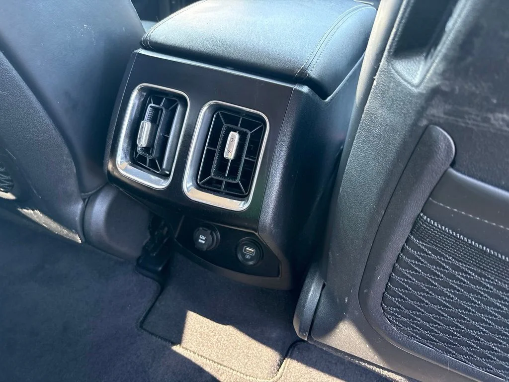 Used 2023 Black Kia EX image 27