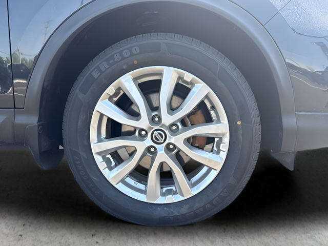 Used 2021 Black Nissan S image 25