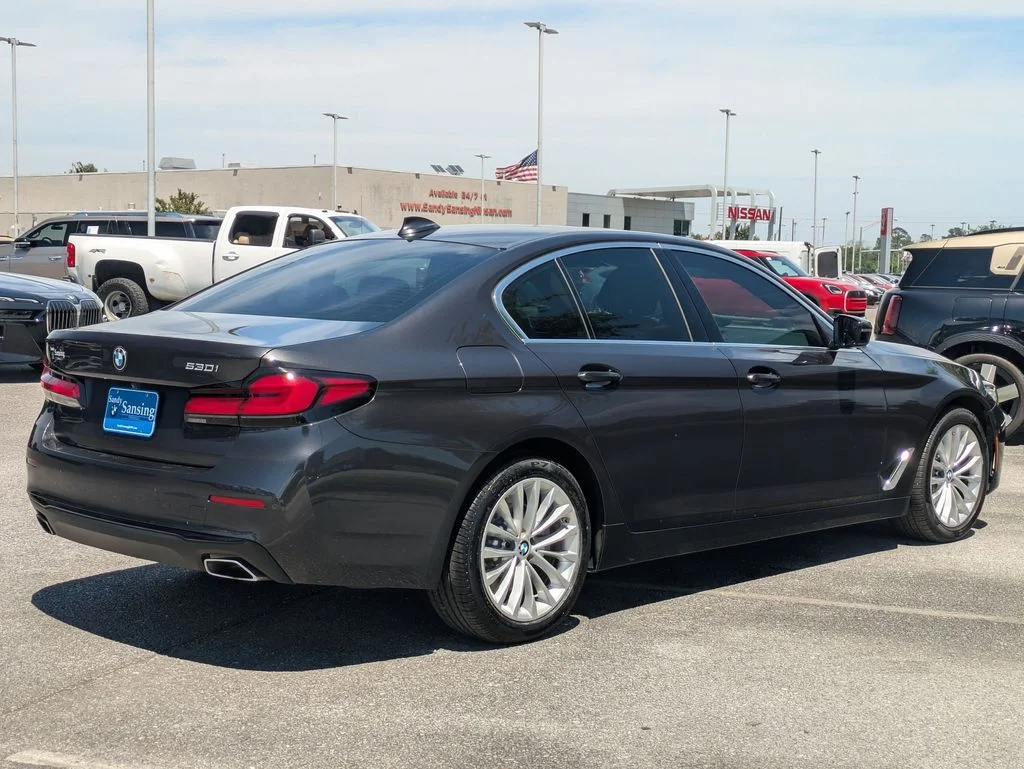 Used 2023 Gray BMW 530i image 5