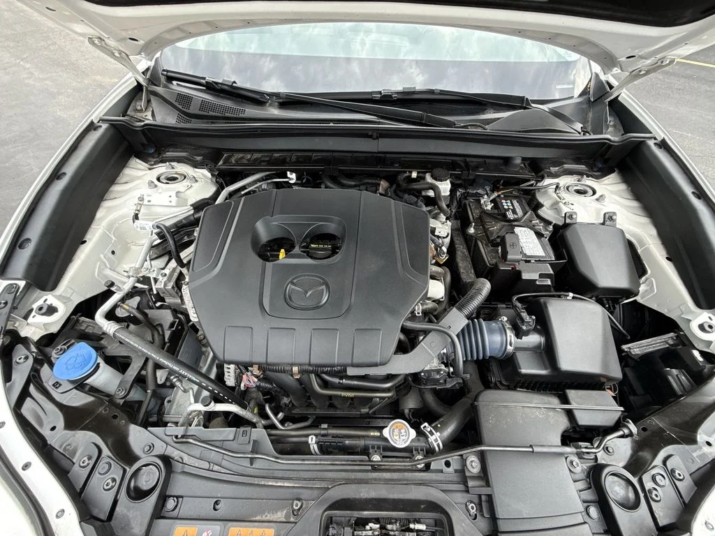 Used 2023 White Mazda 2.5 S Preferred Package image 27
