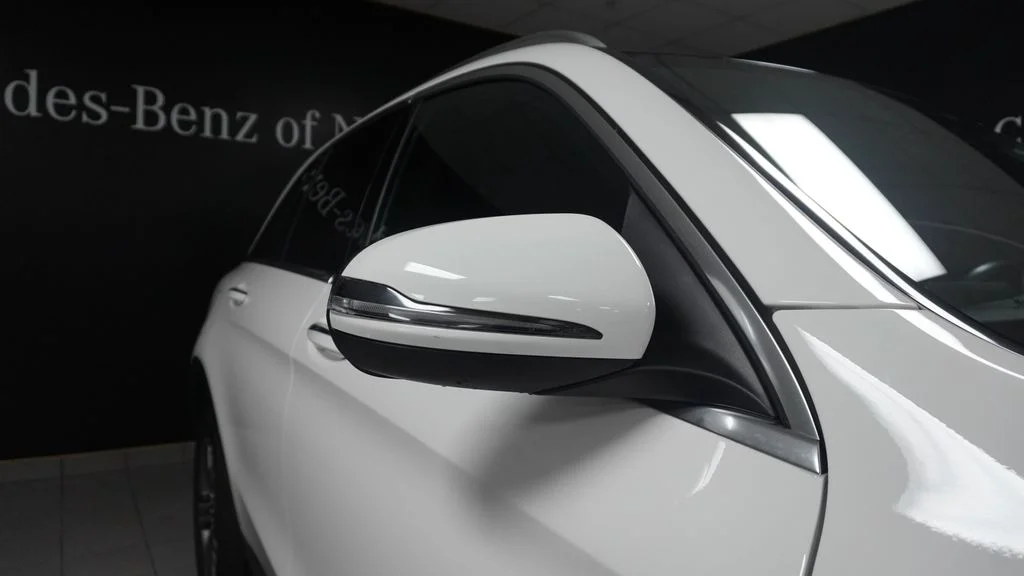 Certified Used 2022 White Mercedes-Benz GLC 300 image 5