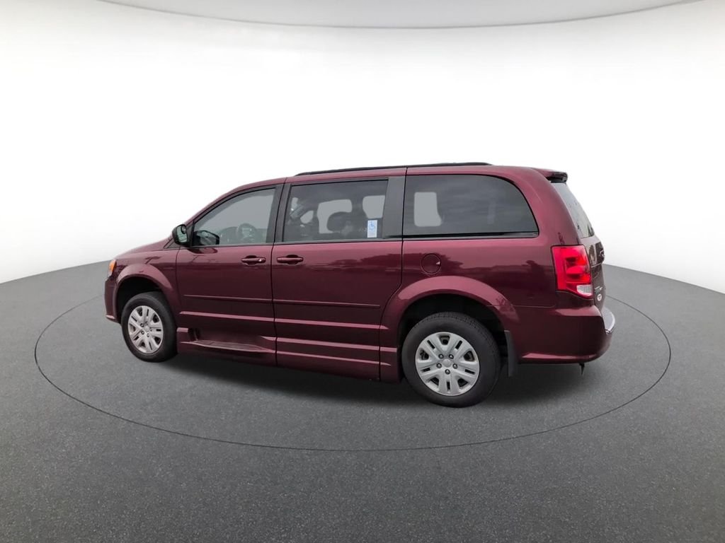 2017 Dodge Grand Caravan SE - Photo 11