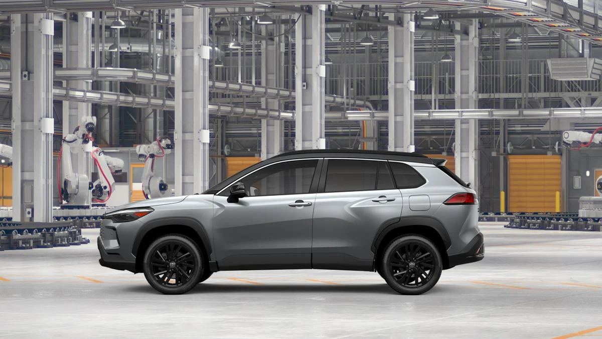 New 2026 Sonic Silver with Jet Black roof Toyota Hybrid XSE image 4