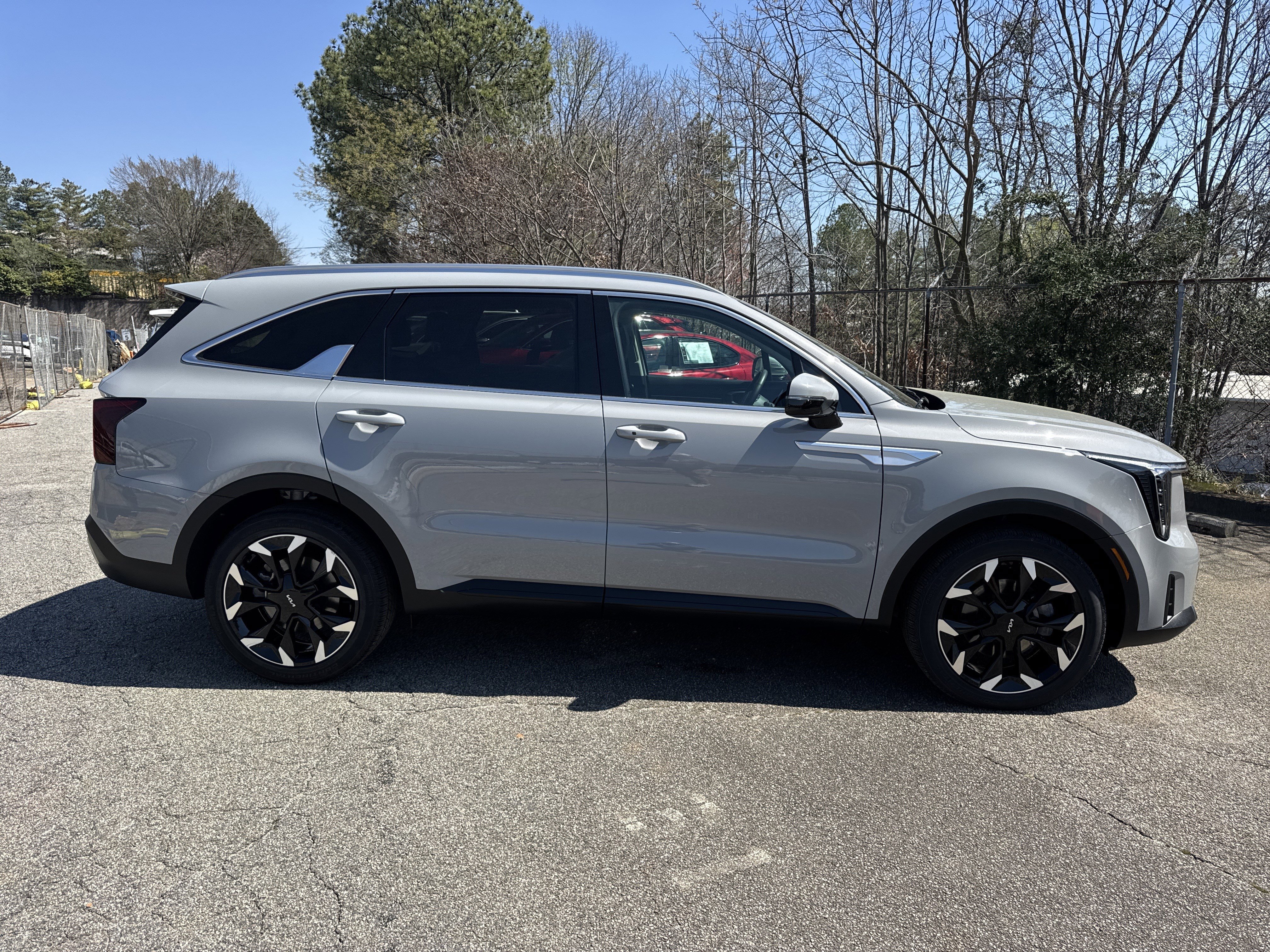 Certified Used 2025 Wolf Gray Kia EX image 8