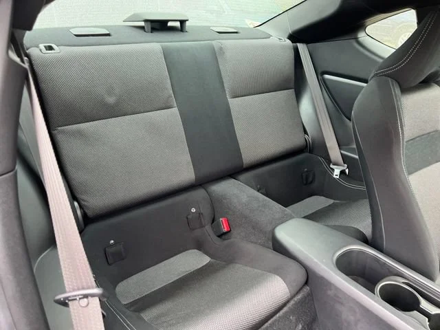 Used 2020 Raven Toyota Base image 10