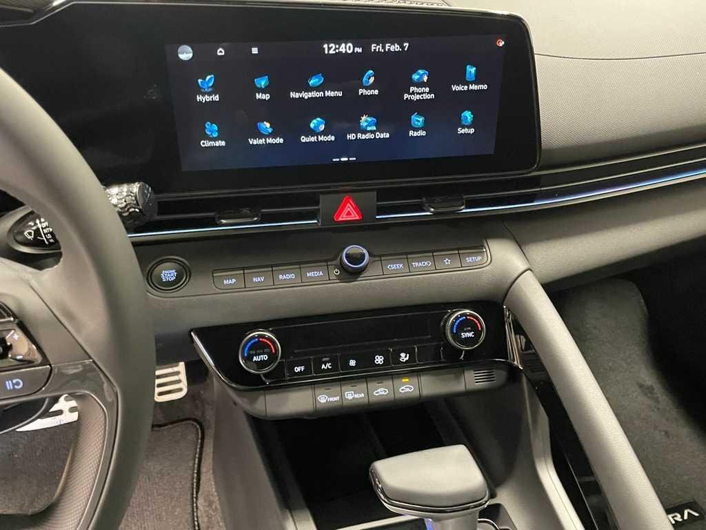 New 2025 Abyss Black Hyundai SEL Sport image 30