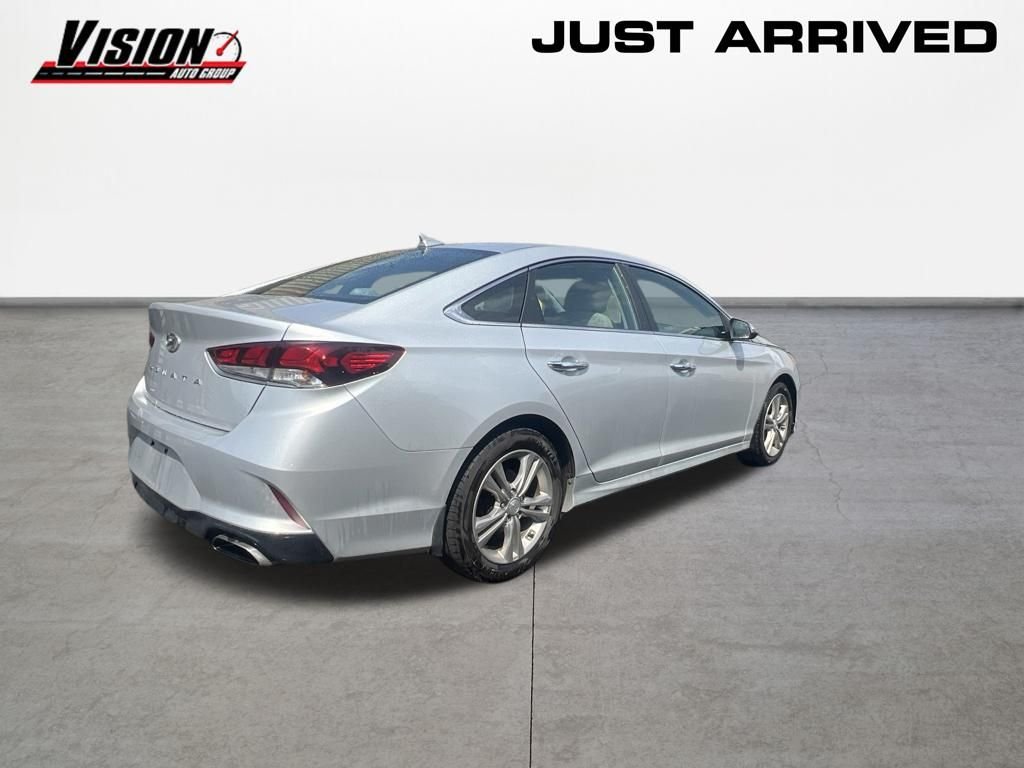 Used 2019 Silver Hyundai SEL image 4