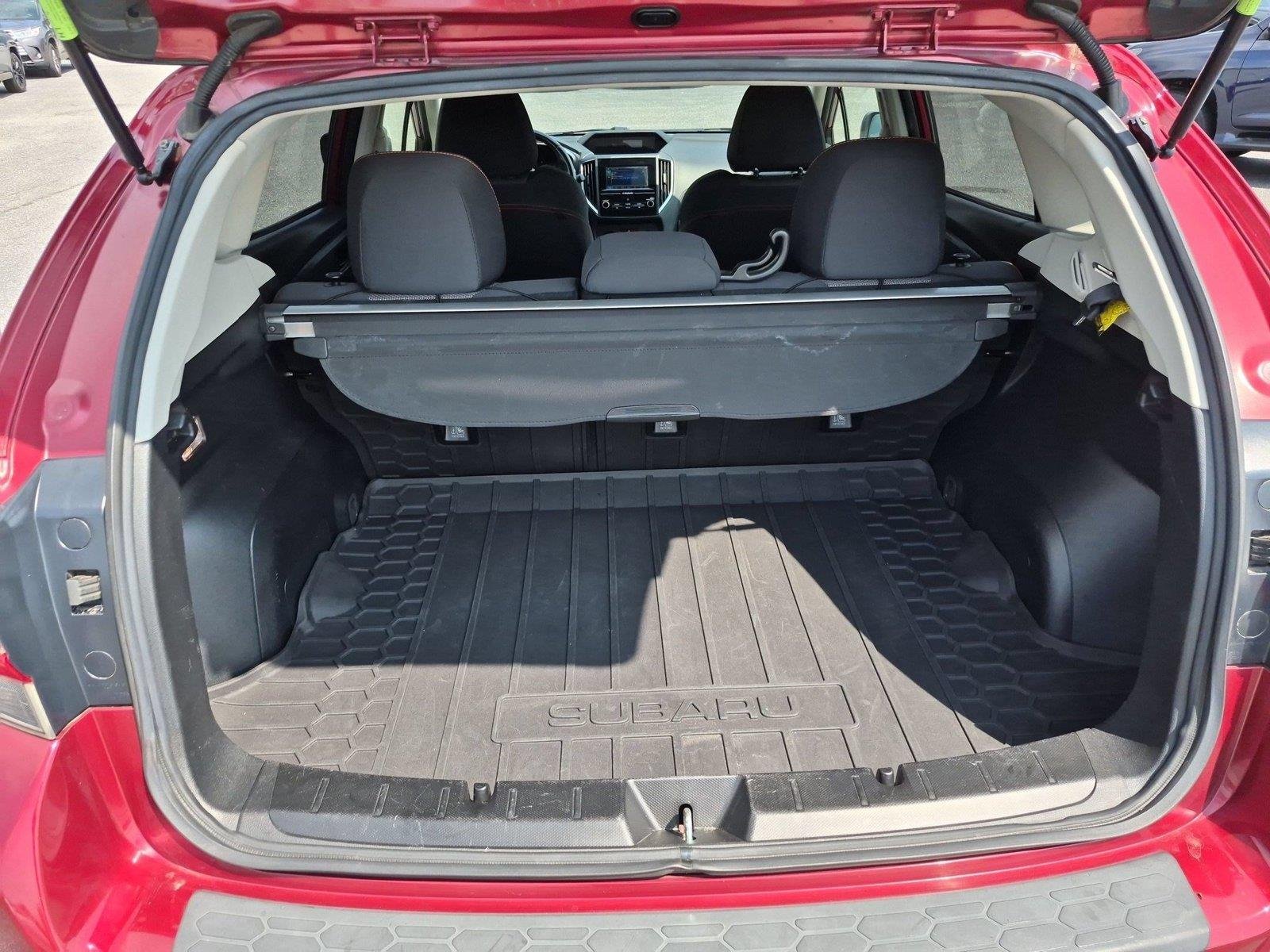 Used 2018 Venetian Red Pearl Subaru Premium image 34