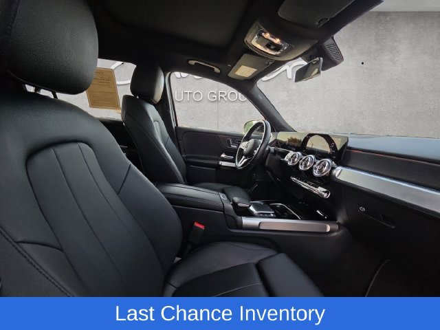 Used 2023 Black Mercedes-Benz GLB 250 image 24