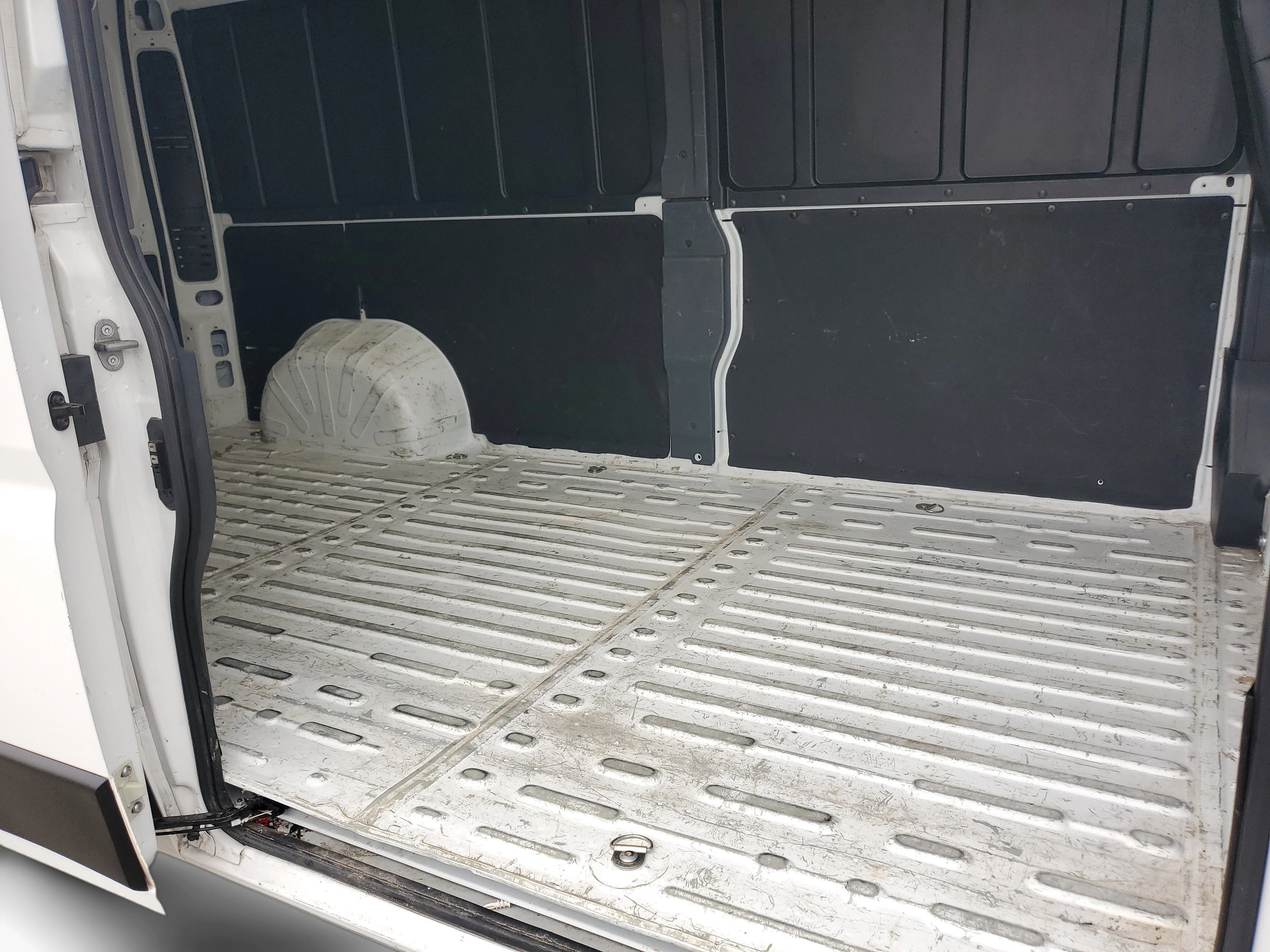 Used 2025 White Ram High Roof image 24