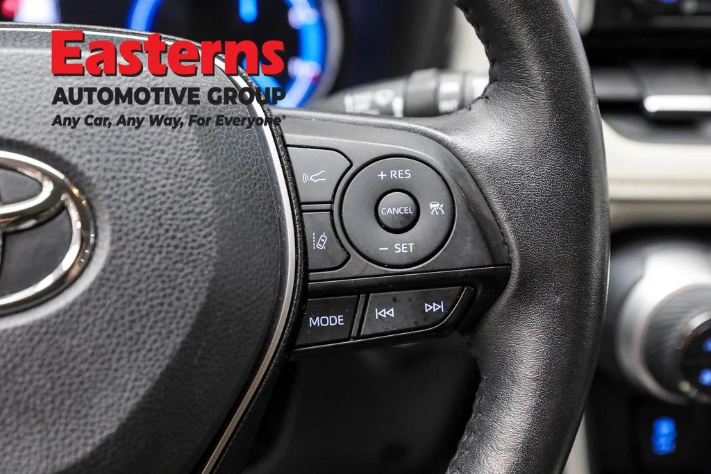 Used 2019 Black Toyota Limited image 16