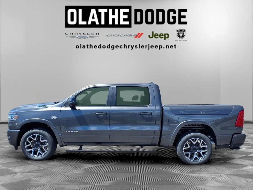 New 2026 Granite Crystal Metallic Clear-Coat Exterior Paint RAM Laramie image 19