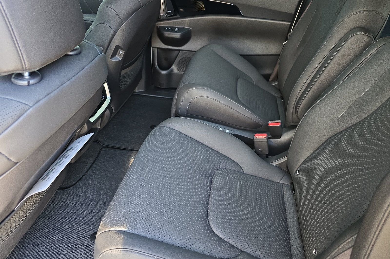 2026 Kia Carnival SX Prestige - Photo 8