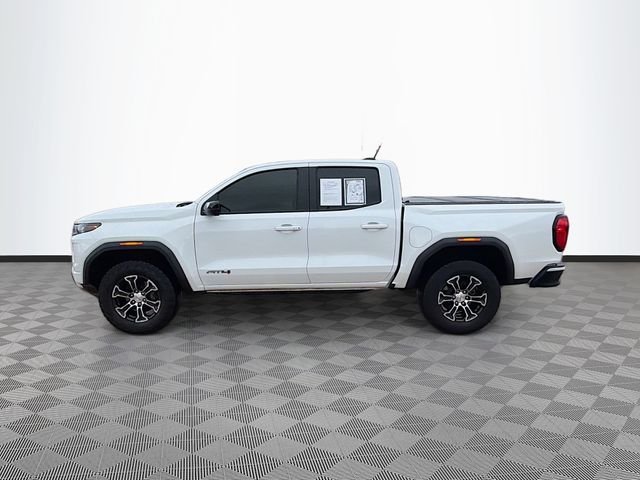 Used 2024 White GMC AT4 image 4
