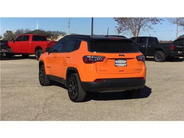 New 2026 Joose  Paint Jeep LIMITED 4X4 image 8