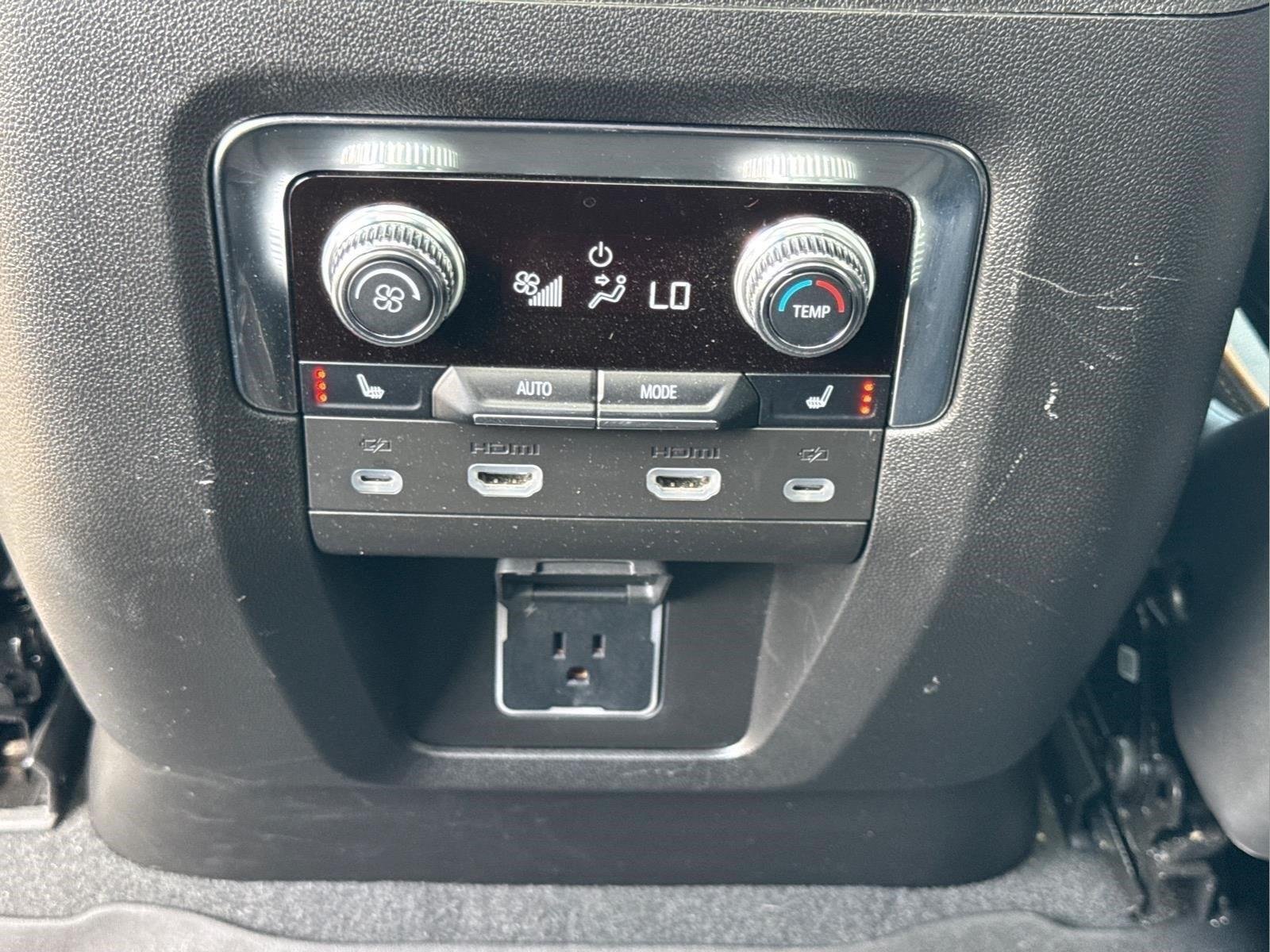 Used 2024 Summit White GMC AT4 image 16