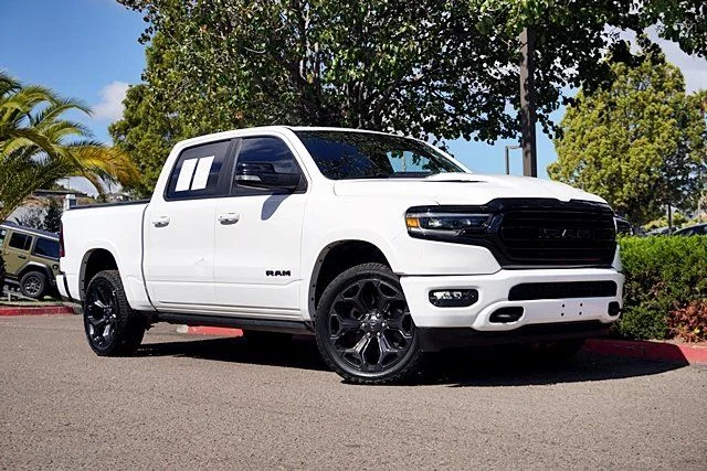 2022 RAM 1500 Limited 4x4 Crew Cab 5'7's photo