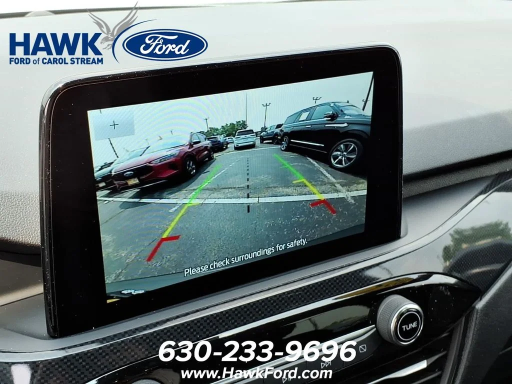 Used 2025 Silver Metallic Ford ST-Line Select image 10