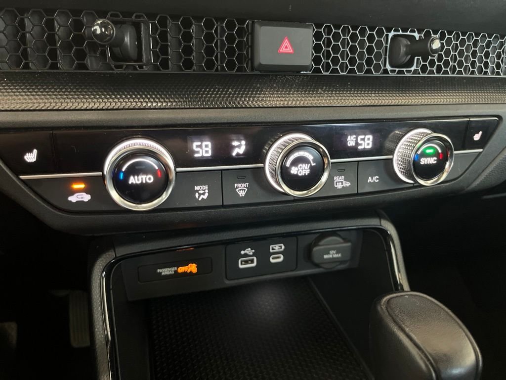 Used 2023  Honda Sport image 15