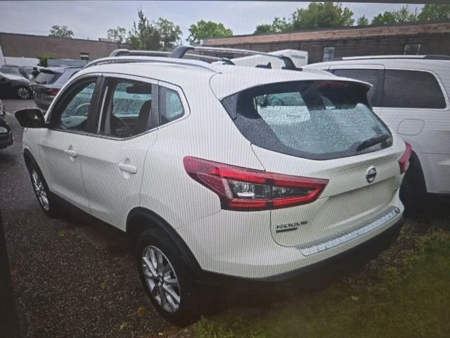 Used 2020 Nissan Rogue Sport SV with VIN JN1BJ1CW4LW652118 for sale in Beachwood, OH
