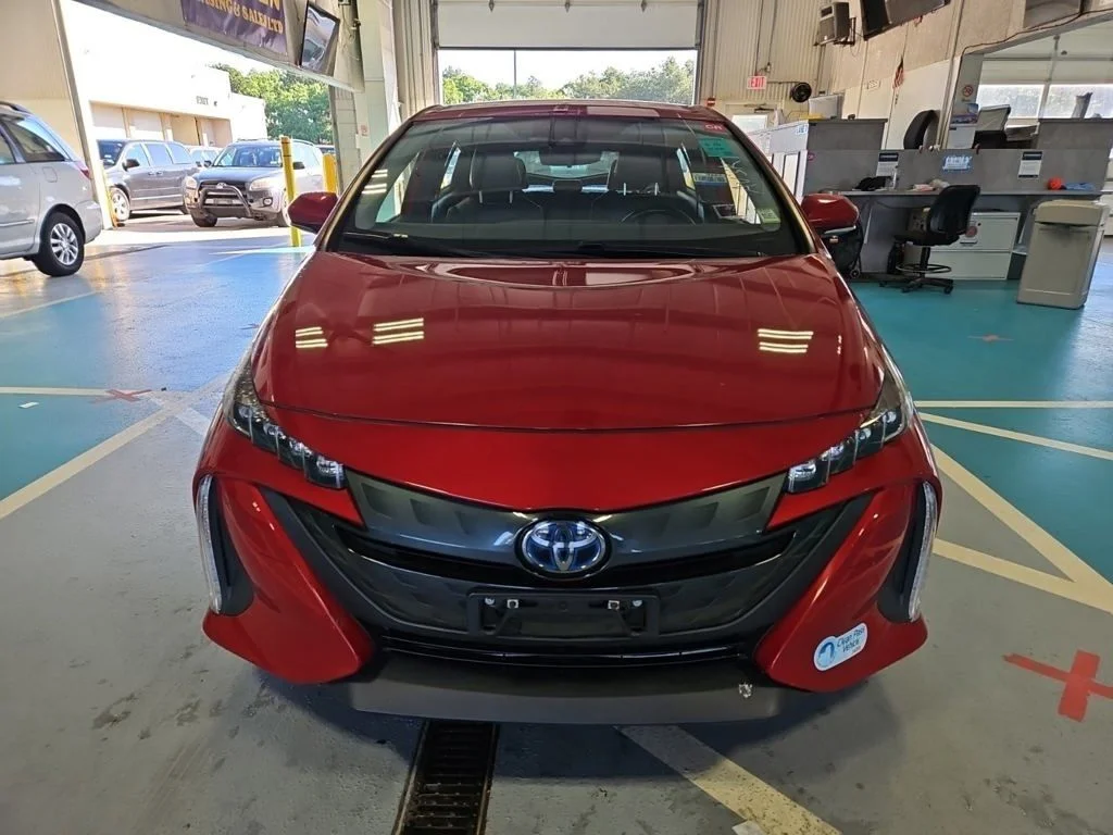 Certified Used 2021 Red Toyota XLE image 9