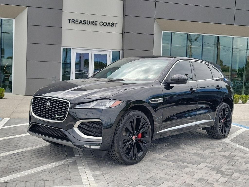 2023 Jaguar F-PACE P400 R-Dynamic S's photo