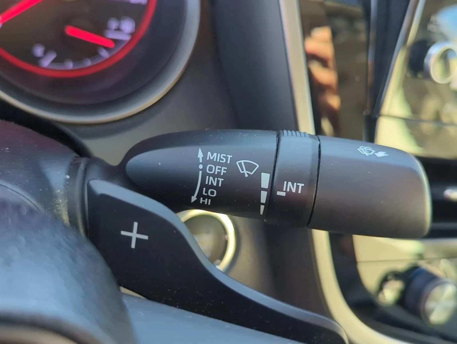 Used 2021 Wind Chill Pearl Toyota XSE image 16