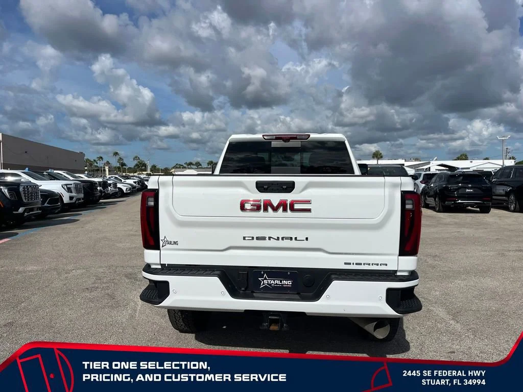 Used 2025 Summit White GMC Denali image 6