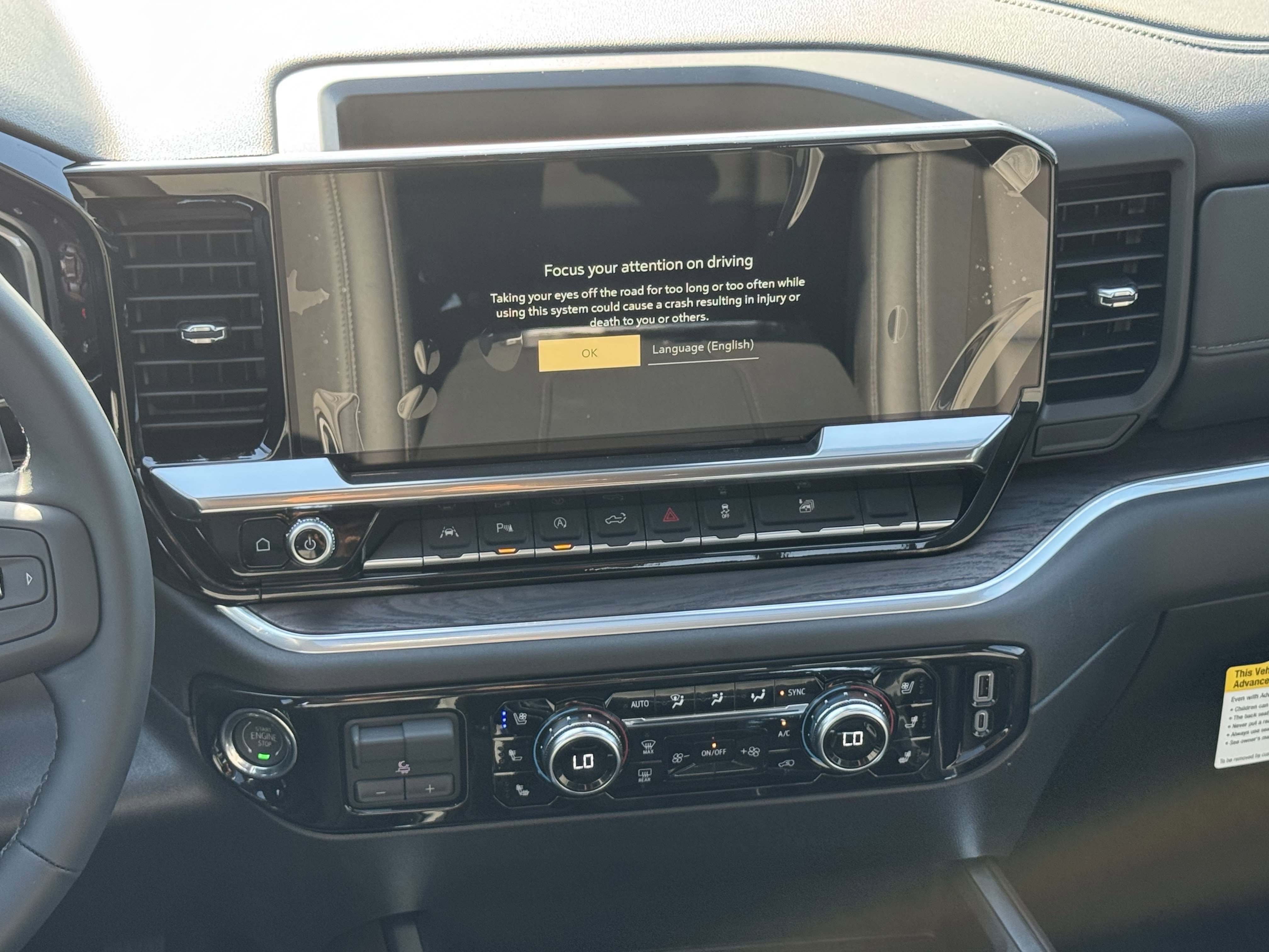 2026 GMC Sierra 1500 SLT - Photo 15