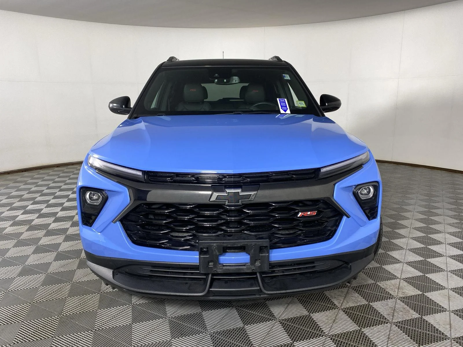 Used 2024 Fountain Blue Chevrolet RS image 2