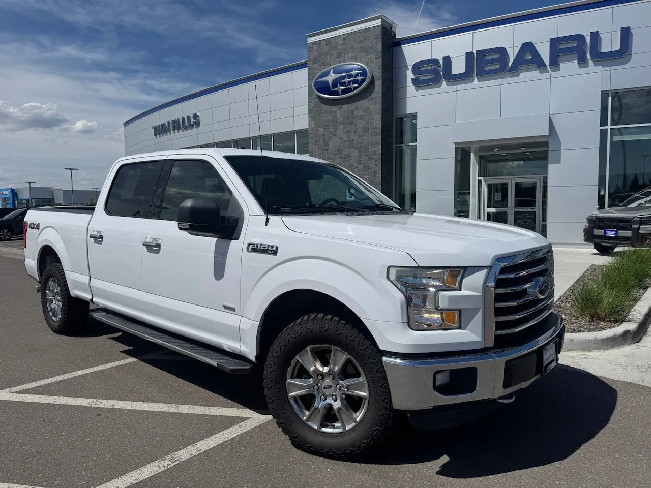 2015 Ford F-150 XLT 4x4 SuperCrew 145-in's photo