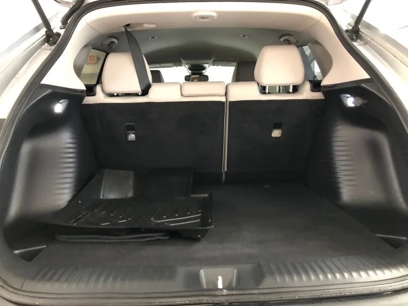 Used 2024  Honda LX image 8