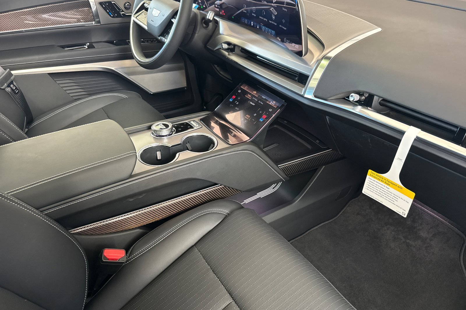 2027 Cadillac VISTIQ Luxury - Photo 17
