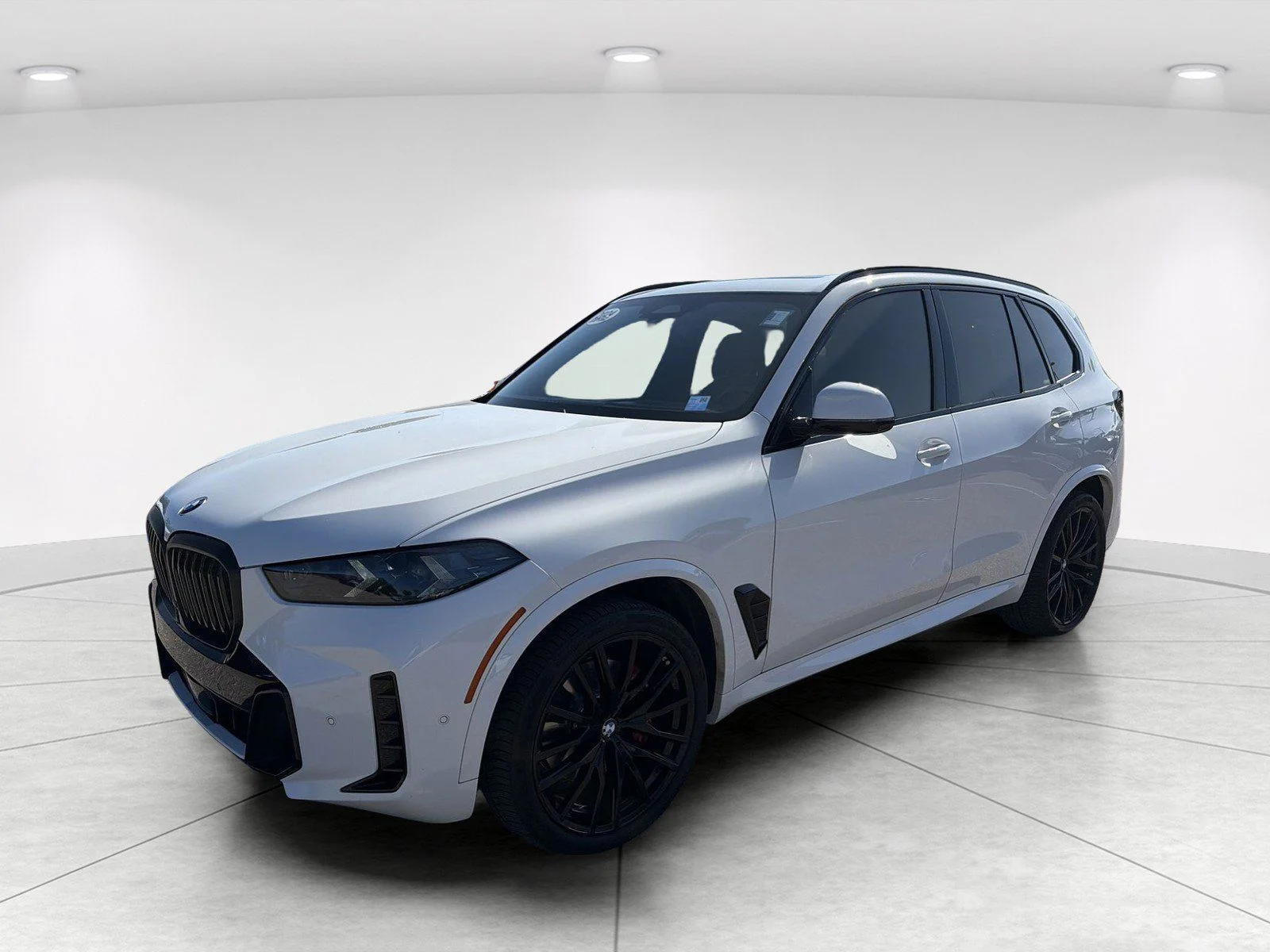 Certified Used 2024 Alpine White BMW xDrive40i image 8