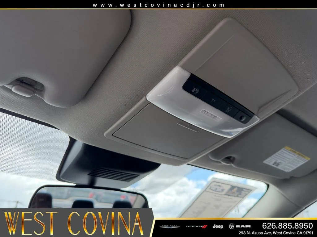 Used 2025 Blue Nissan SV image 28