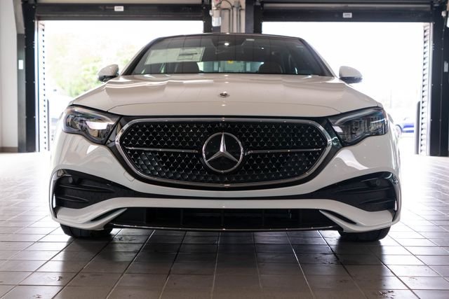 New 2026 Polar White Mercedes-Benz E 350 image 2