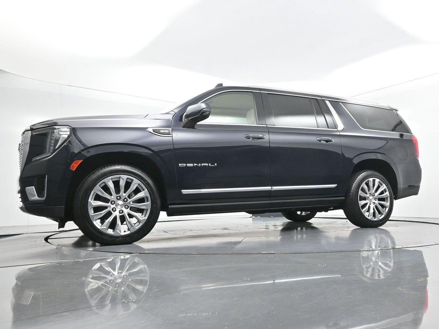 Used 2023 MIDNIGHT BLUE METALLIC GMC Denali image 54