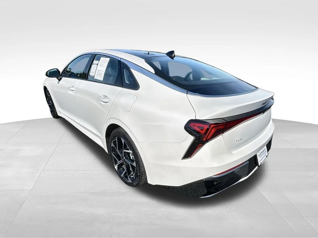 Used 2025 White Kia EX image 7