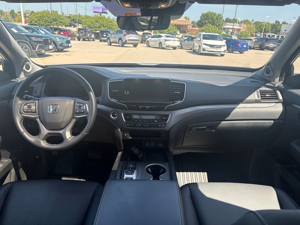 Certified Used 2024 Platinum White Pearl Honda RTL image 37