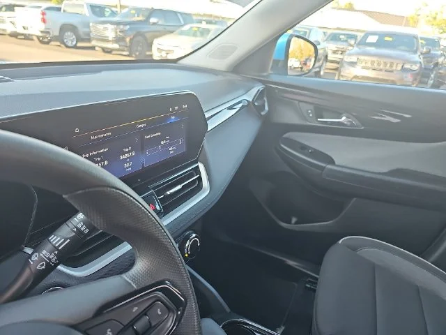 Used 2025 Blue Chevrolet LT image 17