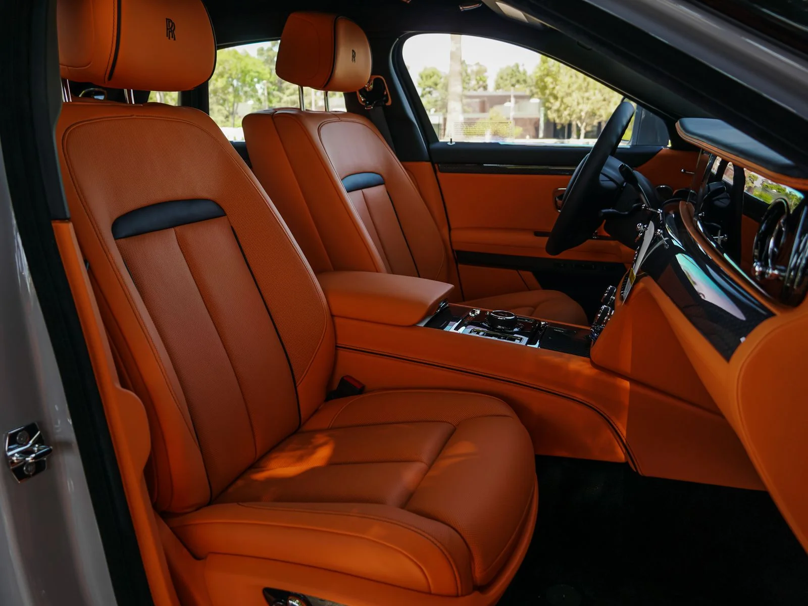 2026 Rolls-Royce Ghost Black Badge - Photo 30