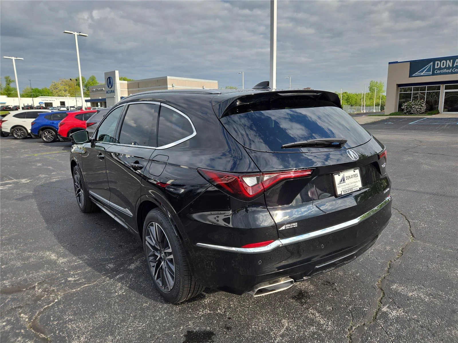 New 2026 Majestic Black Pearl Acura SH-AWD w/Advance image 28
